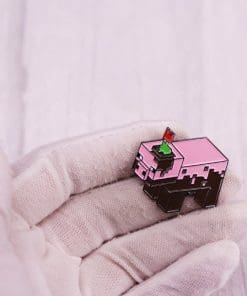 Alternative view of Minecraft 'Pink Pig' Enamel Pin