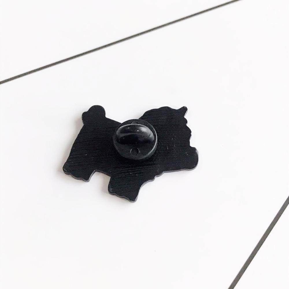 Cute 'Pig in Unicorn Costume" Enamel Pin - Image 2