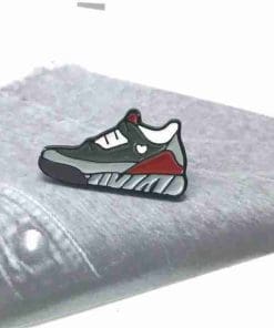 Trendy Colorful Sneaker 'Black' Enamel Pin