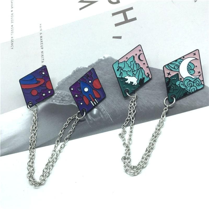 Chain 'Moonlight' Enamel Pin - Image 2