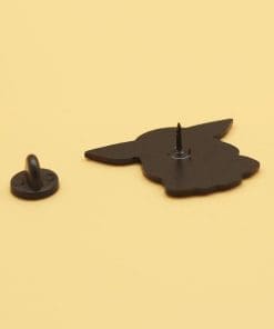 Alternative view of 'The Mandalorian | 4.0' s Enamel Pin