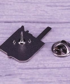 Alternative view of Final Fantasy 7 'Cloud' Enamel Pin