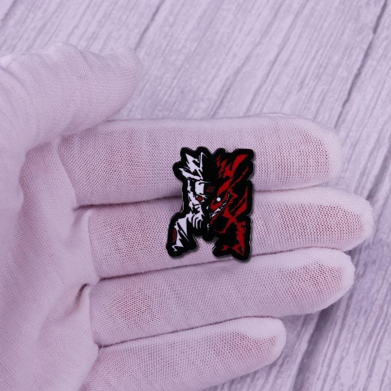 Naruto 'Naruto x Kurama' Enamel Pin - Image 4