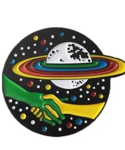 Alternative view of Alien 'Handshake' Enamel Pin