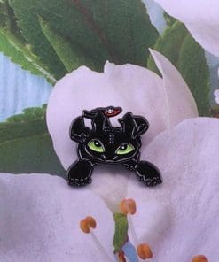 Alternative view of How to Train Your Dragon 'Glaring Toothless' Enamel Pin