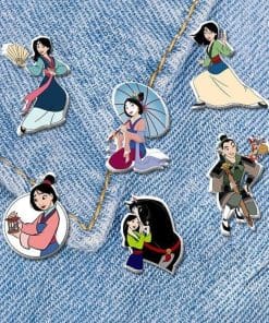 Alternative view of Acrylic Pin Mulan 'Playing Mushu'