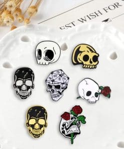 Dungeons And Dragons 'Punk Skull Dice' Enamel Pin - Image 6