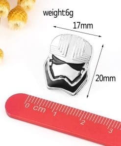'Stormtrooper Head' Enamel Pin - Image 3