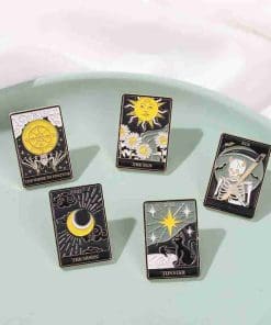 Tarot Card 'The Moon' Enamel Pin - Image 6
