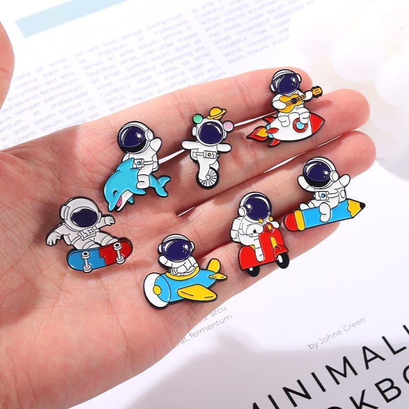 Cute Astronaut 'Skateboard Ride' Enamel Pin - Image 2