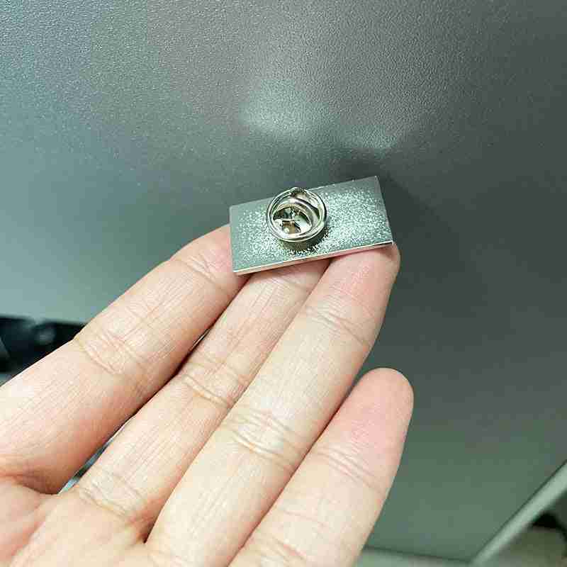 Teenage Mutant Ninja Turtles 'Fighting Ninjas' Enamel Pin - Image 4
