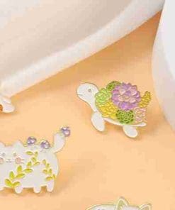 Alternative view of Tortoise 'Succulent Shell' Enamel Pin