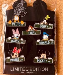 Alternative view of Mickey Mouse and Friends 'Peeking Mickey' Enamel Pin