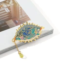 Alternative view of Jujutsu Kaisen 'Gojo Satoru | Cool Eye' Enamel Pin