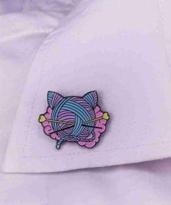 Alternative view of Yarn and Pins 'Cat Head' Enamel pin