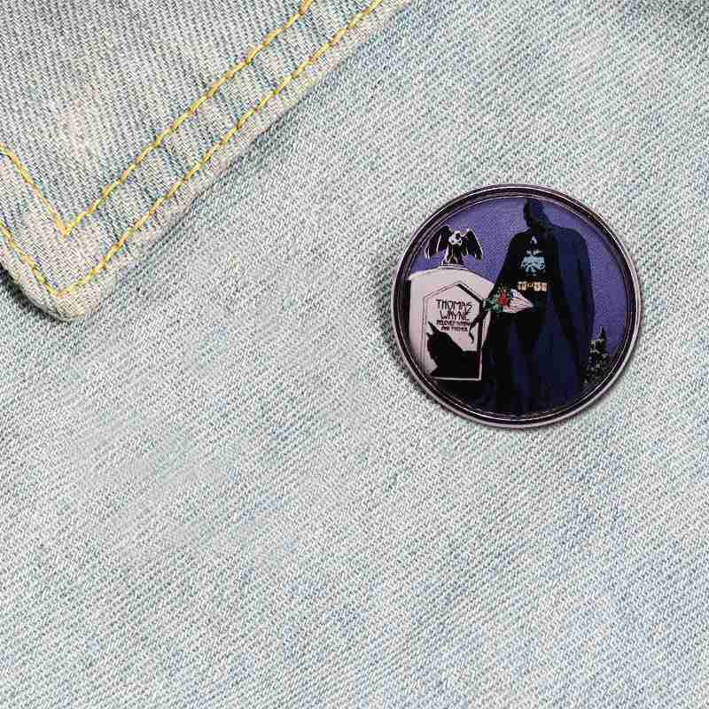 Batman 'Thomas Wayne' Enamel Pin - Image 5