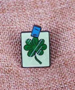 Alternative view of Futurama 'Seven Leaf Clover' Enamel Pin