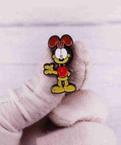 Alternative view of Garfield 'Odie' Lapel Pin