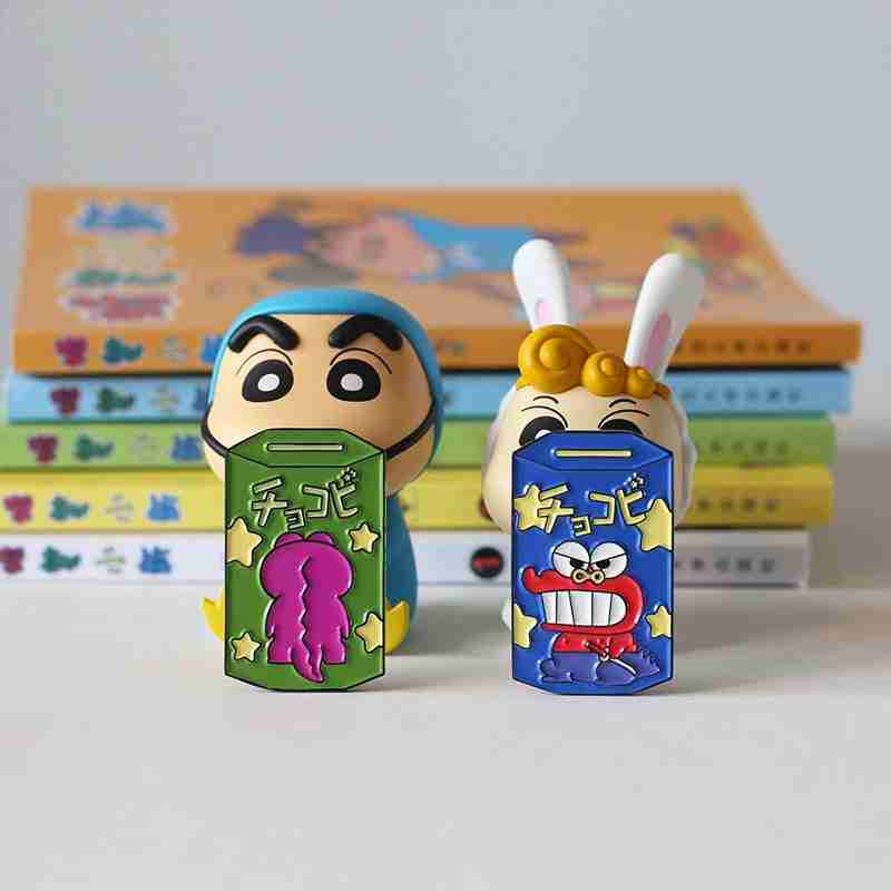 Crayon Shin Chan 'Tohato Shin-Chan | Green Snacks' Enamel Pin - Image 2