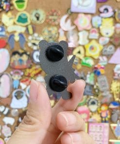 Alternative view of Pokemon 'Mewtwo Chibi' Enamel Pin