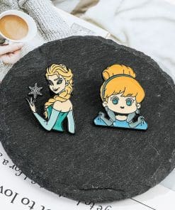 Alternative view of Frozen 'Elsa of Arendelle' Enamel Pin