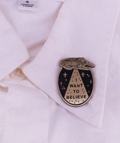 Alternative view of Millenium Falcon 'I Want To Believe' Enamel Pin