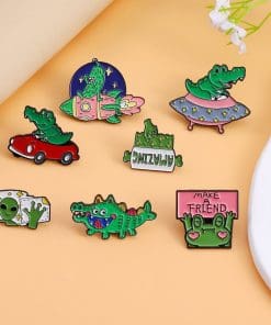 Alternative view of ALien 'Hi Five' Enamel Pin