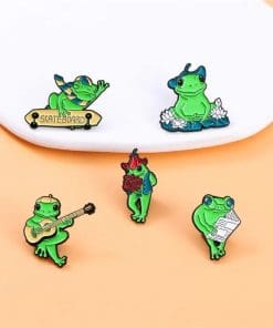 Alternative view of Green Frog 'Red Roses' Enamel Pin