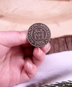 Alternative view of Cthulhu Mythos 'Miskatonic University 1928' Enamel Pin
