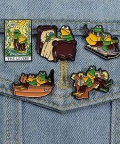 Alternative view of Frog and Toad 'Canoe Ride' Enamel Pin