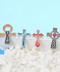 Alternative view of Christian Cross 'Red Crusader' Enamel Pin