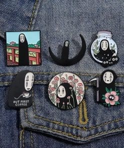 Alternative view of Spirited Away 'Kaonashi | Crescent' Enamel Pin