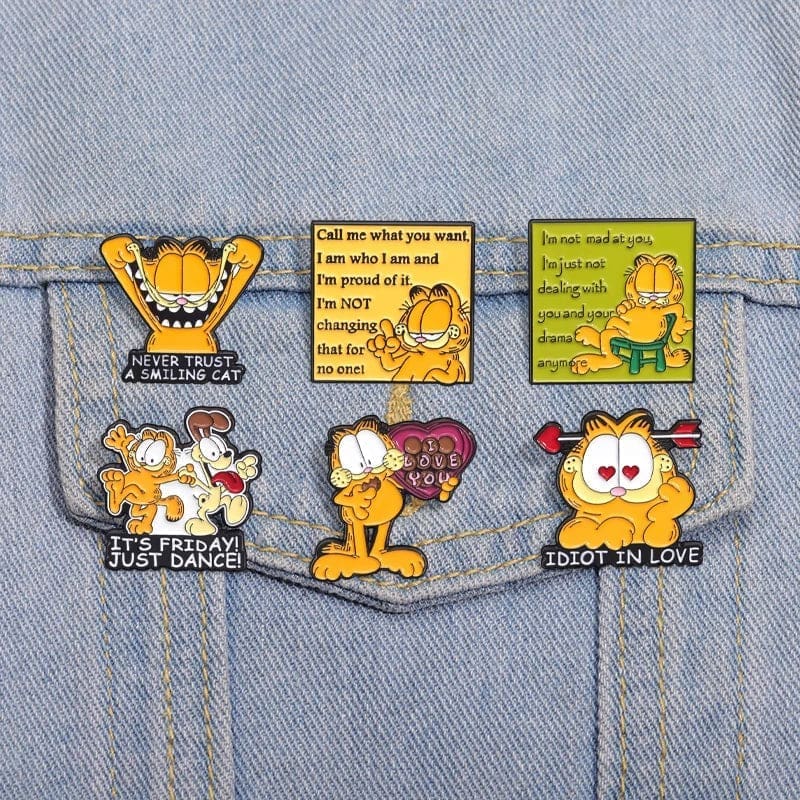 Garfield 'I Am Who I Am' Enamel Pin - Image 2