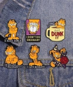 Alternative view of Garfield 'Wizard Dice' Enamel Pin