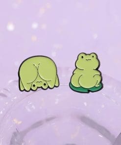 Alternative view of Frog 'Upside Down' Enamel Pin