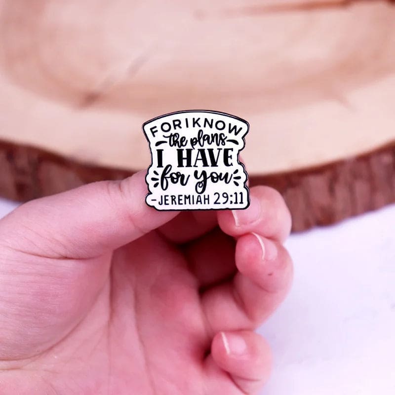 Jeremiah 29:11 'For I Know the Plans I Have for You' Enamel Pin - Image 2
