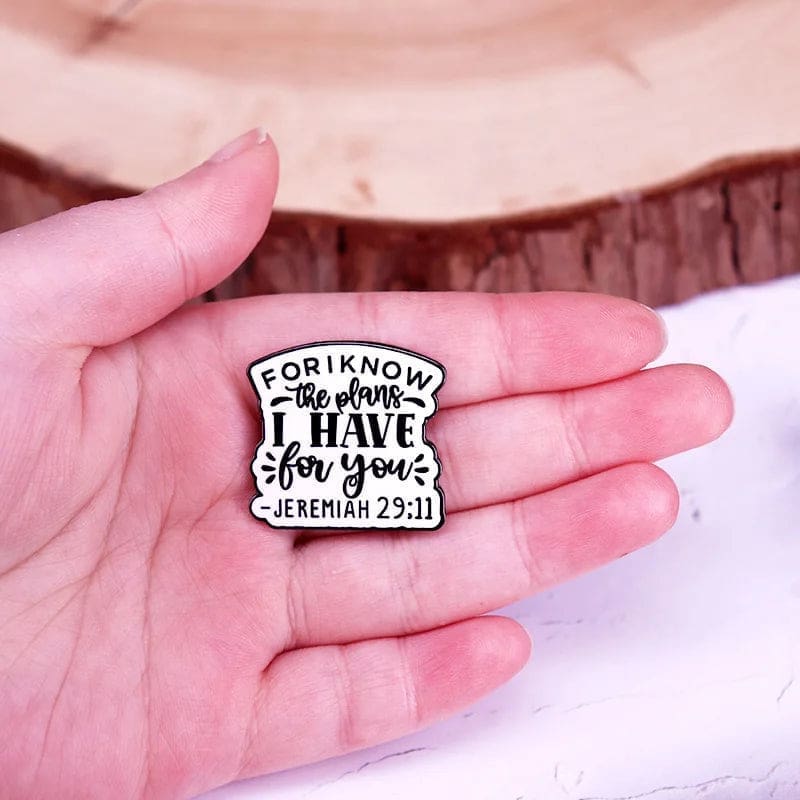 Jeremiah 29:11 'For I Know the Plans I Have for You' Enamel Pin - Image 3