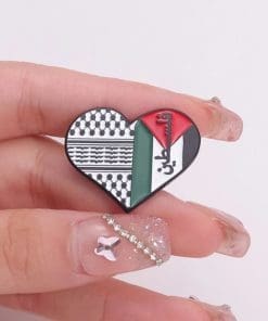 Alternative view of Palestine Heart Enamel Pin