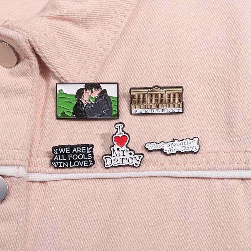 Pride and Prejudice 'I Love Mr. Darcy' Enamel Pin - Image 3