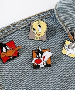 Loo ney Tunes 'Sylvester | Head Portrait' Enamel Pin - Image 4