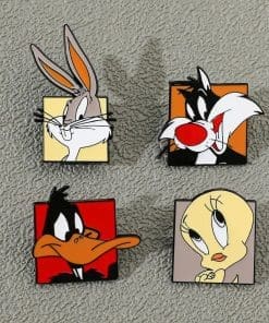 Loo ney Tunes 'Bugs Bunny | Head Portrait' Enamel Pin - Image 3