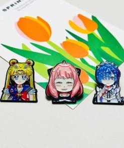 Alternative view of One Piece ‘Nami Loves Money’ Enamel Pin