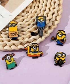 Alternative view of Minions 'Dave the Minion | Guitarist' Enamel Pin