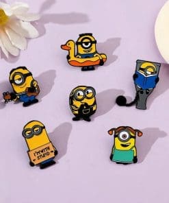 Minions 'Kevin the Minion | I'm With Stupid' Enamel Pin - Image 3