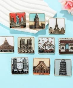 Vintage Landmark 'Louvre Museum Paris' Enamel Pin - Image 4
