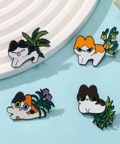 Cat 'Hemp Tail' Enamel Pin - Image 3