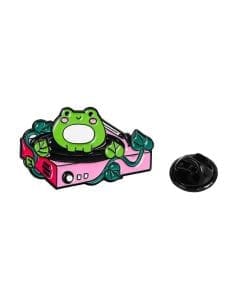 Retro Frog 'Record Player' Enamel Pin