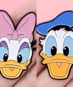 Alternative view of Mickey Mouse and Friends ‘Set of 2 Donald and Daisy Face Card’ Enamel Pin
